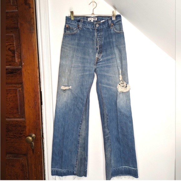 RE/DONE x LEVI’s Ultra High Flare Distressed Denim Size 26 INCREDIBLY RARE STYLE - Picture 1 of 12